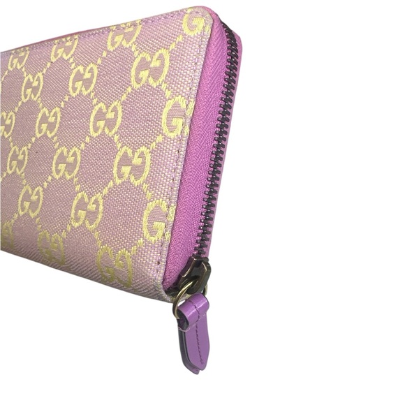 GUCCI Calfskin GG Supreme Monogram GG Marmont Zip Around Wallet Lilac - Picture 3 of 11